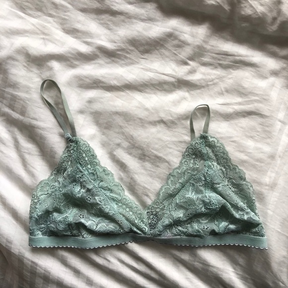 Aritzia Bralettes - Picture 5 of 8
